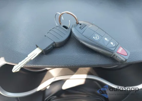 2017 Jeep Cherokee Latitude Fwd из США, поврежденный, VIN 1C4PJLCSXHW645208